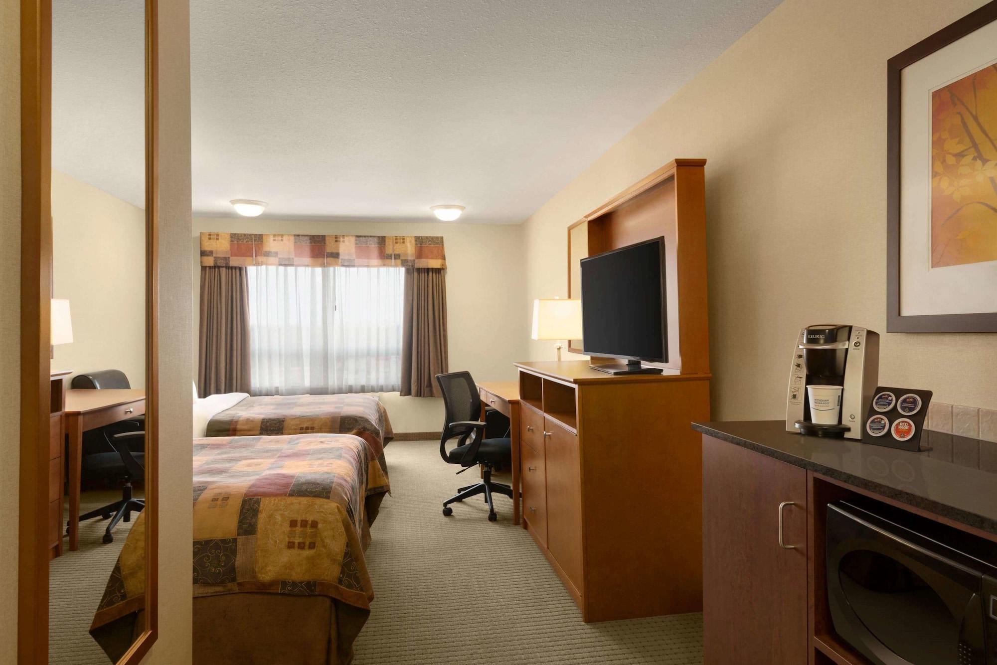 Ramada By Wyndham Drayton Valley Dış mekan fotoğraf