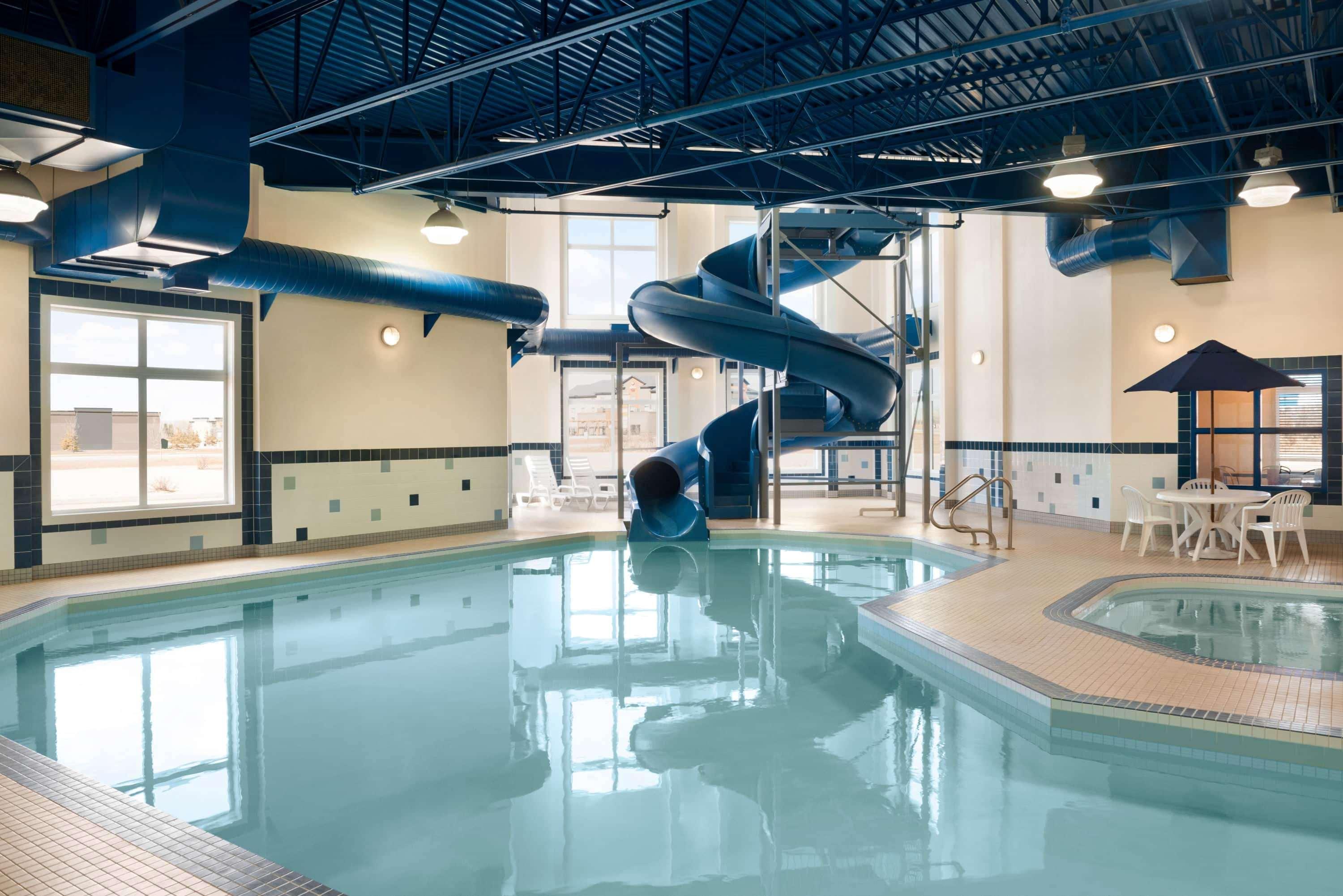 Ramada By Wyndham Drayton Valley Dış mekan fotoğraf
