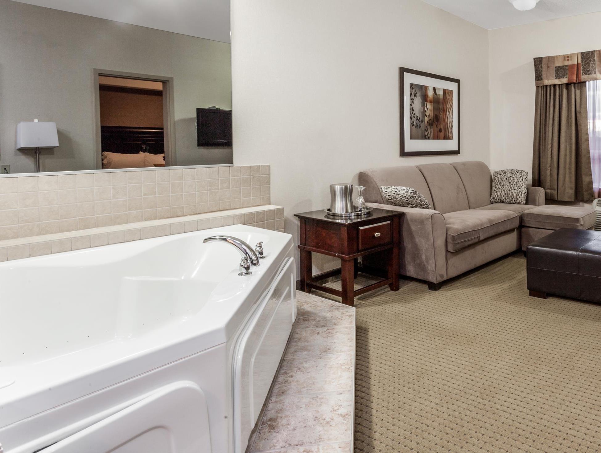 Ramada By Wyndham Drayton Valley Dış mekan fotoğraf